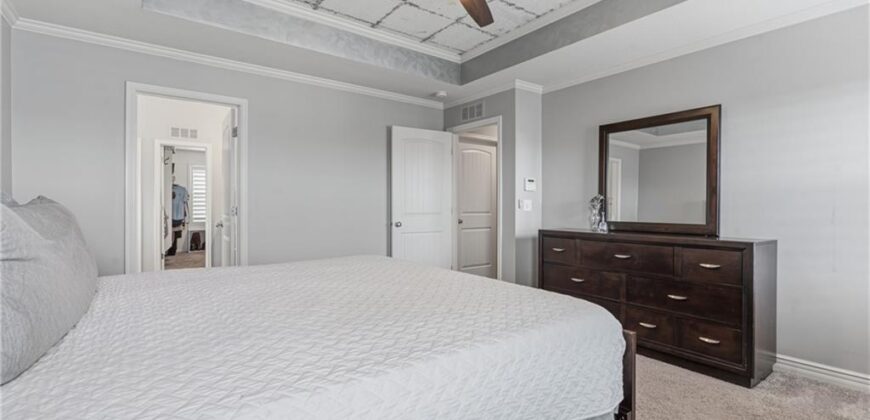 10015 N Richmond Avenue, Kansas City, MO 64157