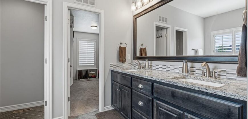 10015 N Richmond Avenue, Kansas City, MO 64157