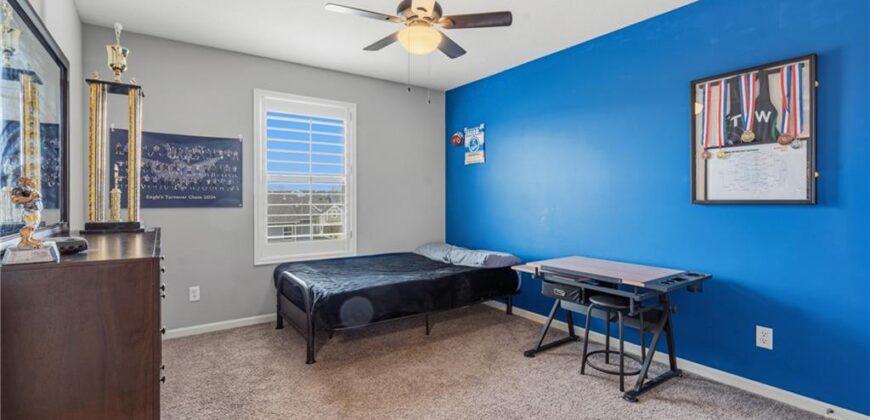 10015 N Richmond Avenue, Kansas City, MO 64157