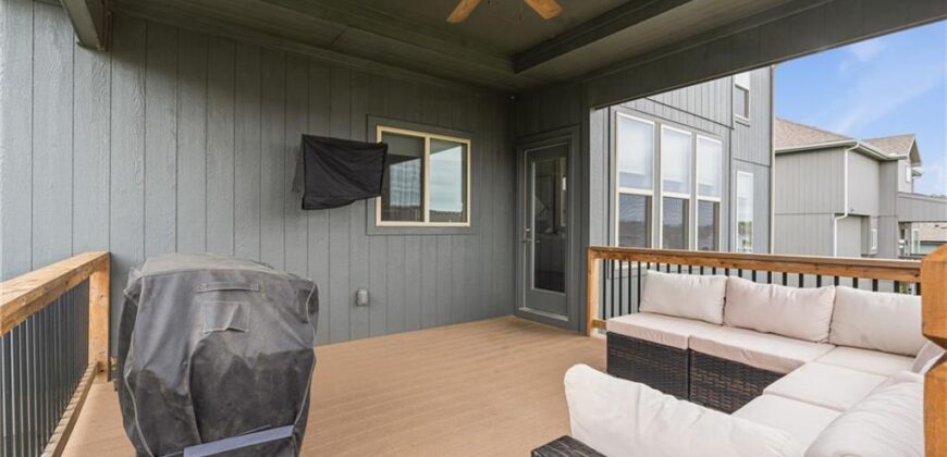 10015 N Richmond Avenue, Kansas City, MO 64157