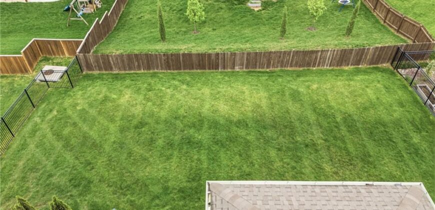 10015 N Richmond Avenue, Kansas City, MO 64157