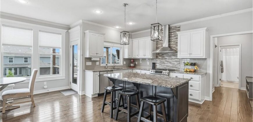 10015 N Richmond Avenue, Kansas City, MO 64157