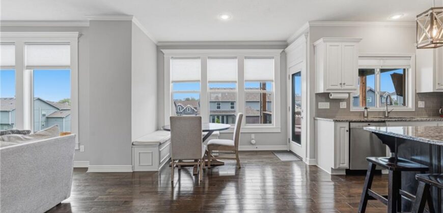 10015 N Richmond Avenue, Kansas City, MO 64157