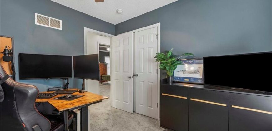 10611 NW 86th Terrace, Kansas City, MO 64153