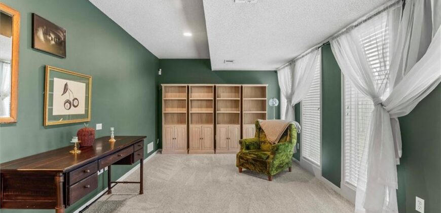 10611 NW 86th Terrace, Kansas City, MO 64153