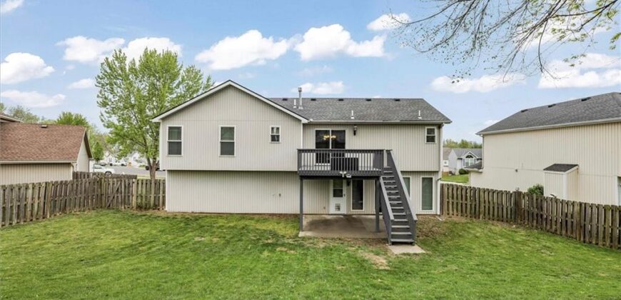 10611 NW 86th Terrace, Kansas City, MO 64153