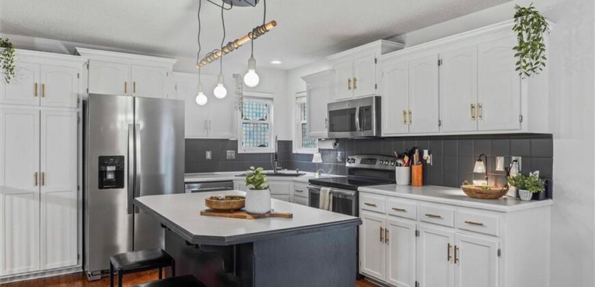 10611 NW 86th Terrace, Kansas City, MO 64153