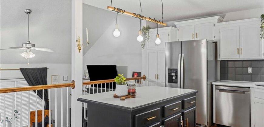 10611 NW 86th Terrace, Kansas City, MO 64153