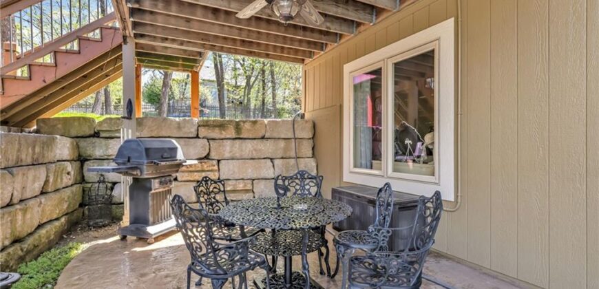 5310 NW 78 Place, Kansas City, MO 64151