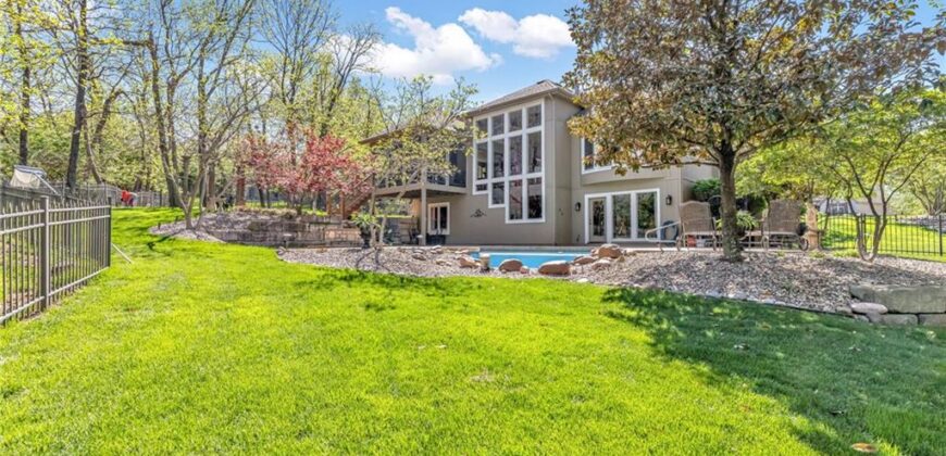 5310 NW 78 Place, Kansas City, MO 64151