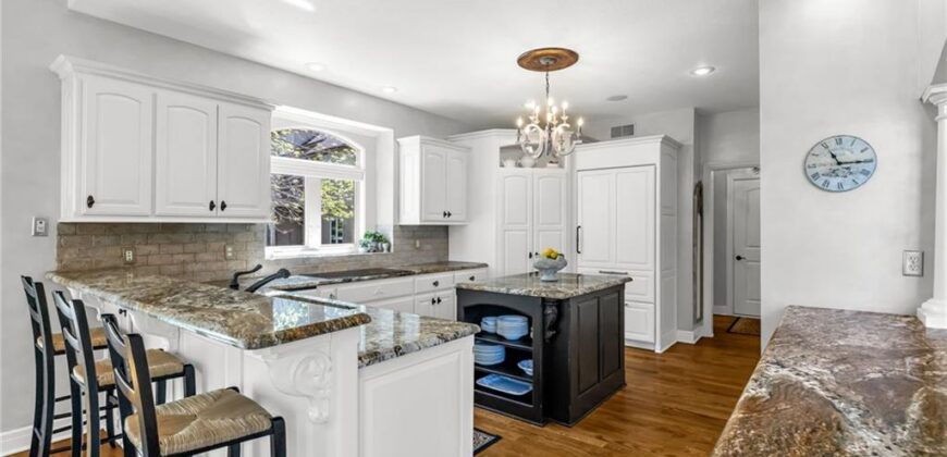 5310 NW 78 Place, Kansas City, MO 64151