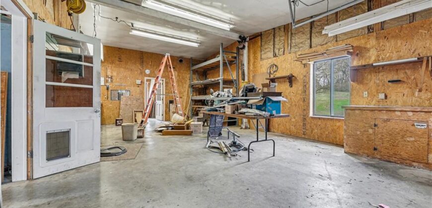 17710 Sycamore Street, Holt, MO 64048