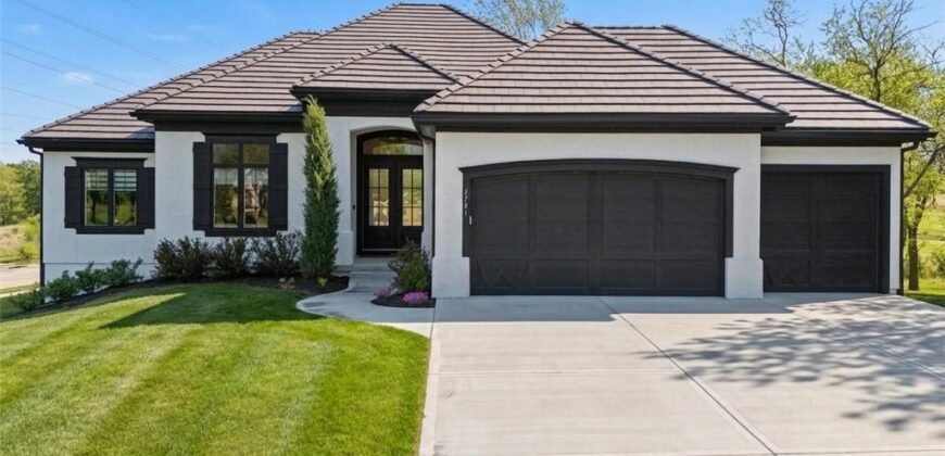 5701 NW 103rd Street, Kansas City, MO 64154