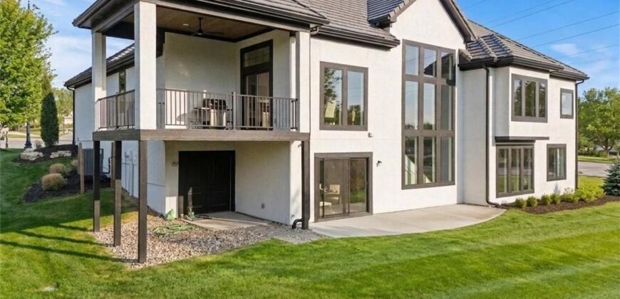 5701 NW 103rd Street, Kansas City, MO 64154