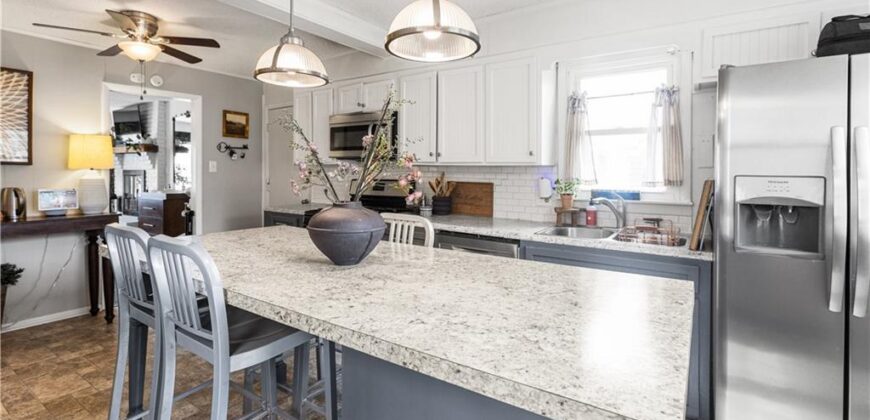 1007 NE 67th Street, Gladstone, MO 64118