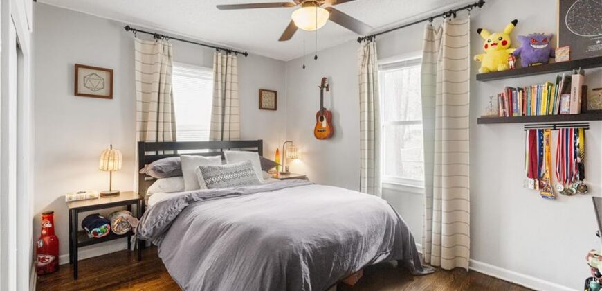 1007 NE 67th Street, Gladstone, MO 64118