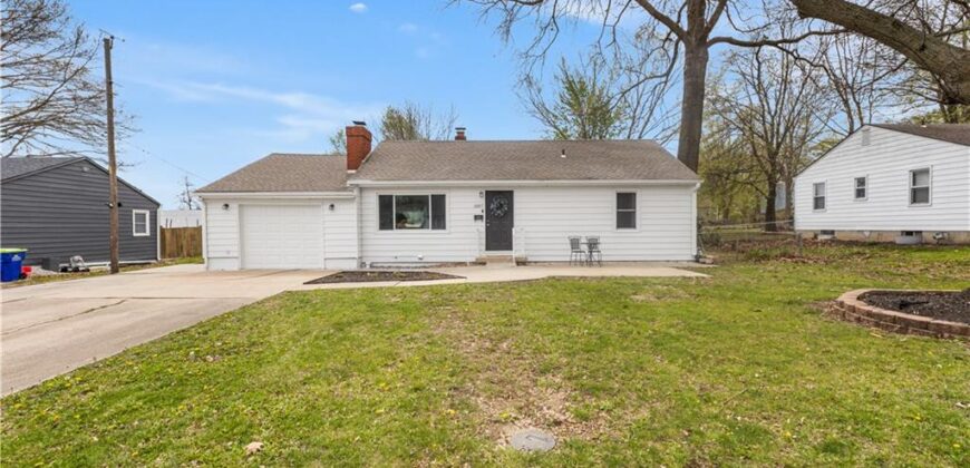 1007 NE 67th Street, Gladstone, MO 64118