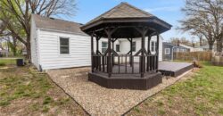 1007 NE 67th Street, Gladstone, MO 64118