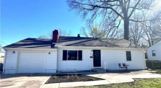 1007 NE 67th Street, Gladstone, MO 64118