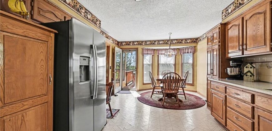 15800 Rule Lane, Smithville, MO 64089