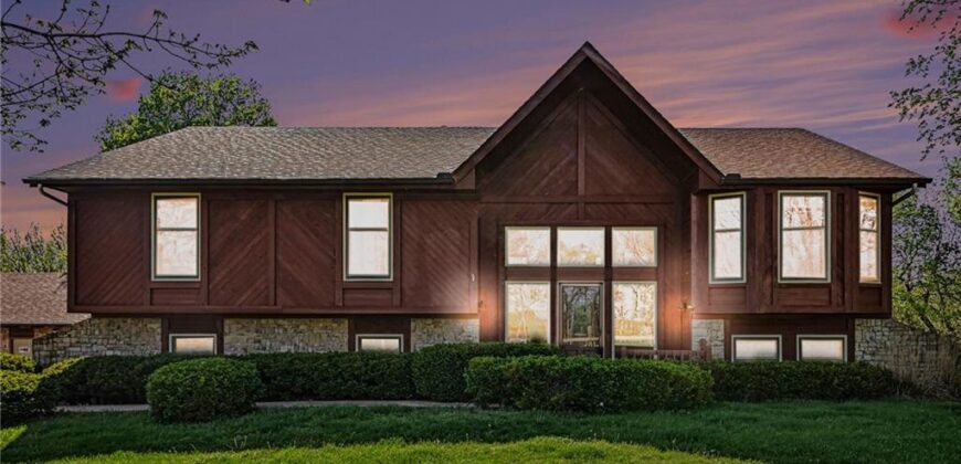 15800 Rule Lane, Smithville, MO 64089