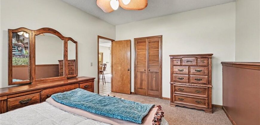 15800 Rule Lane, Smithville, MO 64089