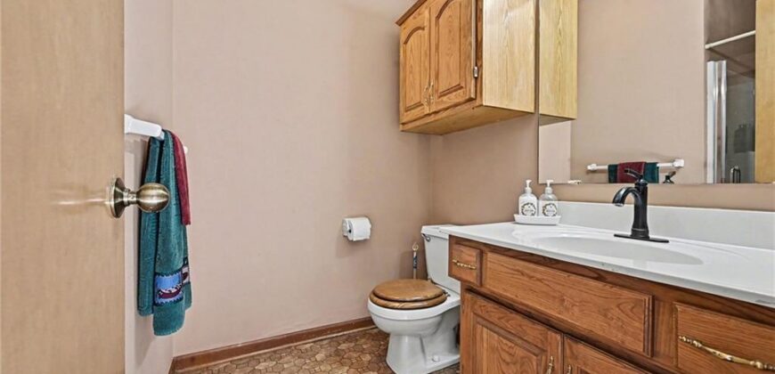 15800 Rule Lane, Smithville, MO 64089