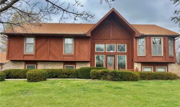 15800 Rule Lane, Smithville, MO 64089