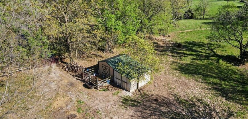 15800 Rule Lane, Smithville, MO 64089