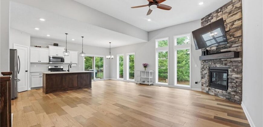 2209 Greenfield Court, Kearney, MO 64060