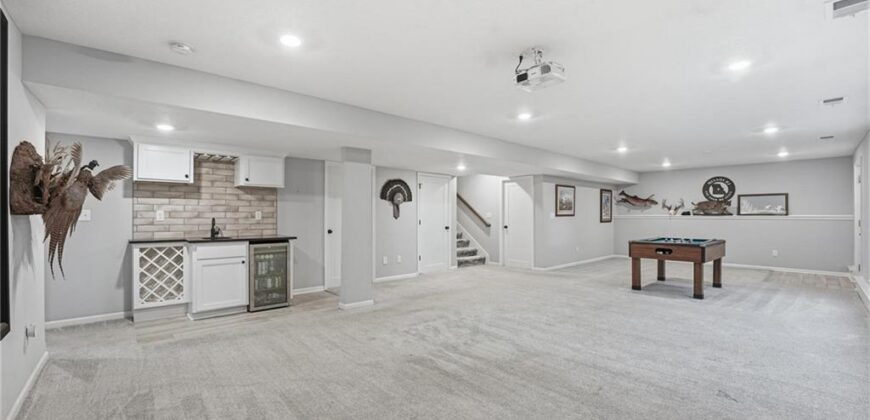 2209 Greenfield Court, Kearney, MO 64060