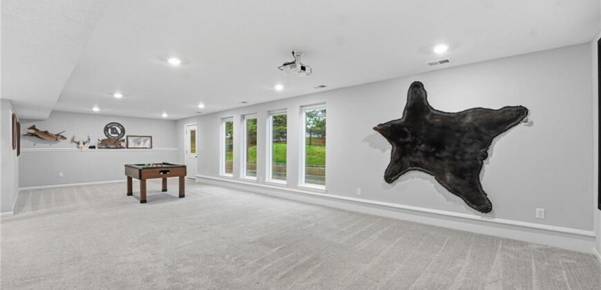 2209 Greenfield Court, Kearney, MO 64060