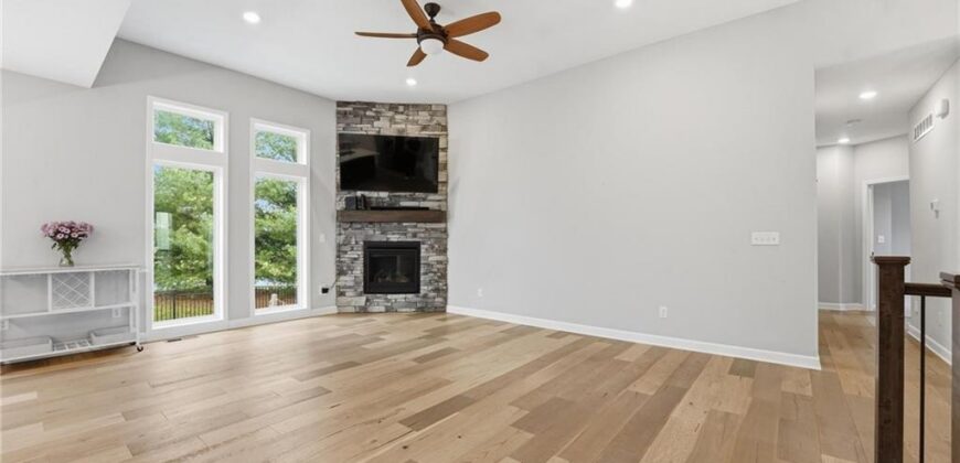2209 Greenfield Court, Kearney, MO 64060