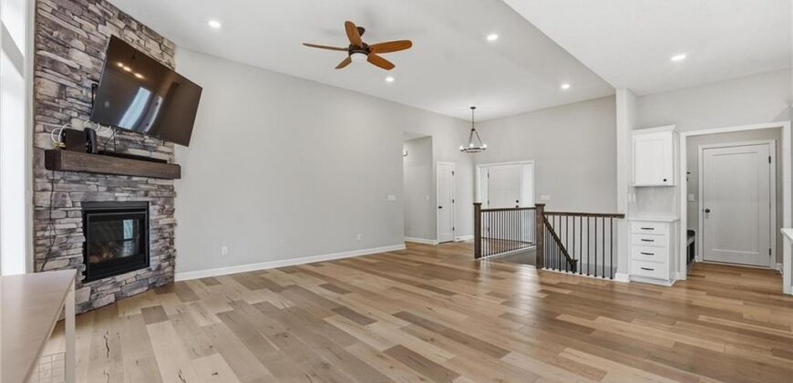 2209 Greenfield Court, Kearney, MO 64060