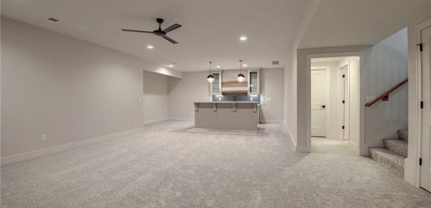 2717 NE 91st Place, Kansas City, MO 64156