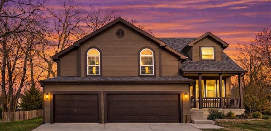 8801 N Kirkwood Avenue, Kansas City, MO 64154