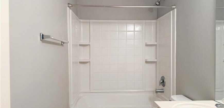 5536 N Fairmount Avenue, Kansas City, MO 64118