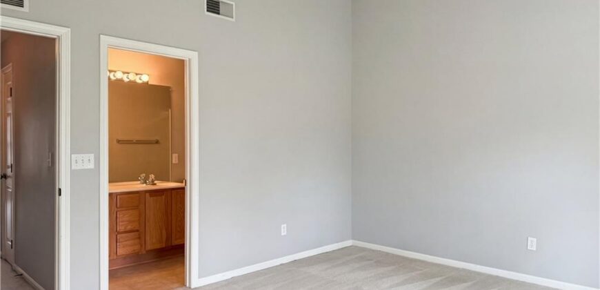 5536 N Fairmount Avenue, Kansas City, MO 64118