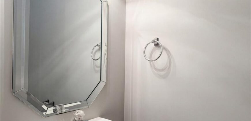 5536 N Fairmount Avenue, Kansas City, MO 64118