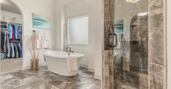 8070 NW Masters Lane, Parkville, MO 64152