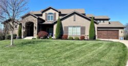 8070 NW Masters Lane, Parkville, MO 64152