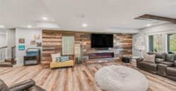 8070 NW Masters Lane, Parkville, MO 64152