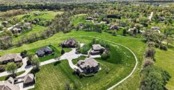 8070 NW Masters Lane, Parkville, MO 64152