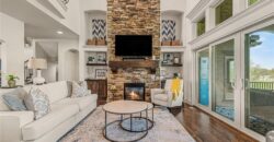 8070 NW Masters Lane, Parkville, MO 64152