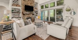 8070 NW Masters Lane, Parkville, MO 64152