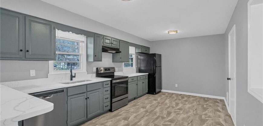 7004 N Baltimore Avenue, Gladstone, MO 64118