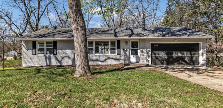 7004 N Baltimore Avenue, Gladstone, MO 64118