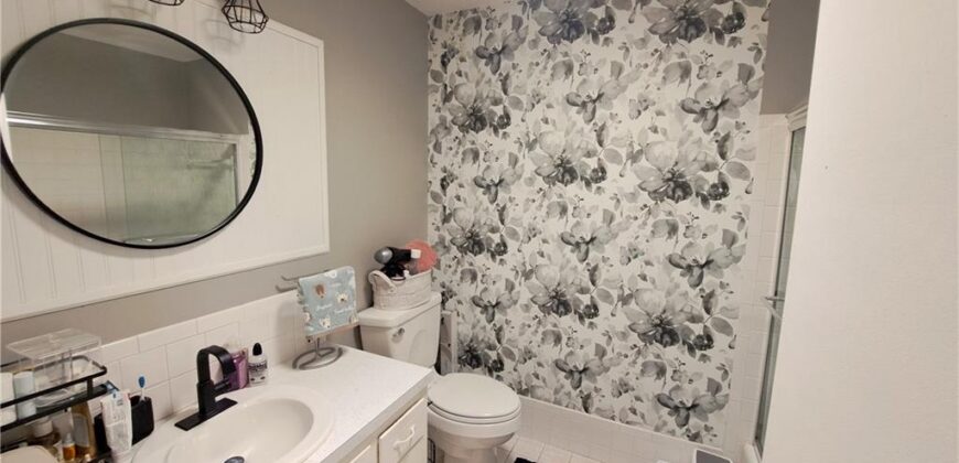 7009 NW 80th Street, Kansas City, MO 64152