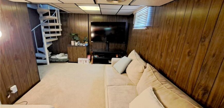 7009 NW 80th Street, Kansas City, MO 64152