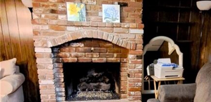 7009 NW 80th Street, Kansas City, MO 64152